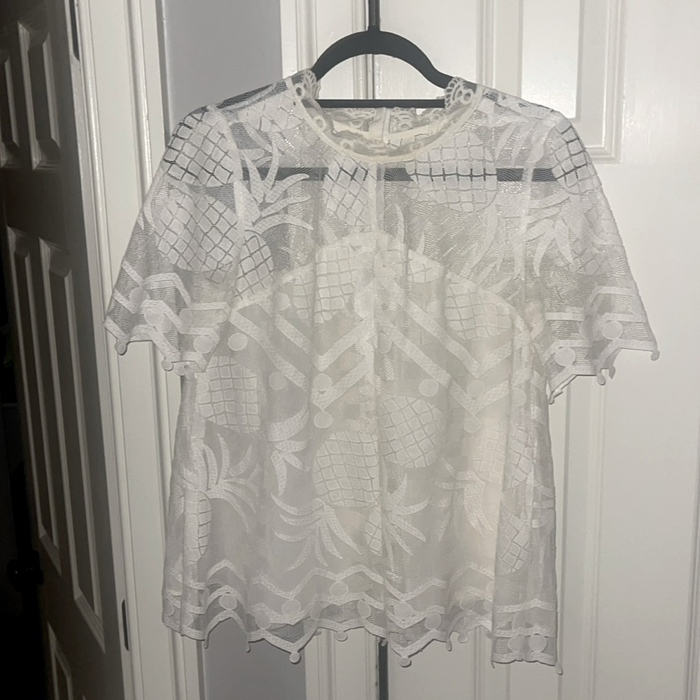 Cream lace pineapple top